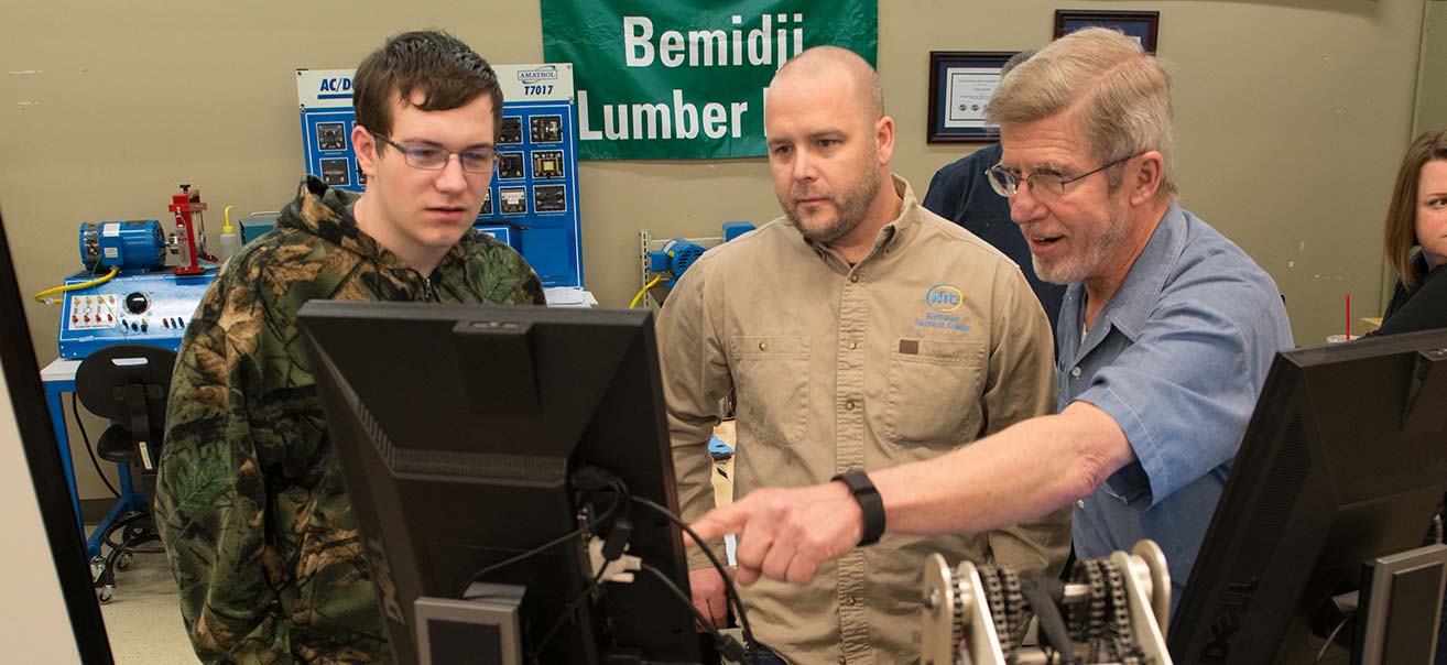 Explore a Future in Electrical Construction May 3 at Electrical Construction Day
