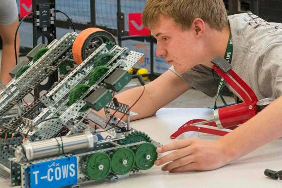 2018 VEX Robotics Camp at NTC Wraps with Turning Points Competition